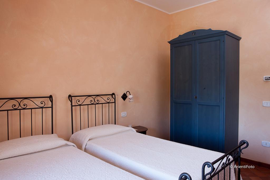 קפאלביו Albergo Del Lago חדר תמונה