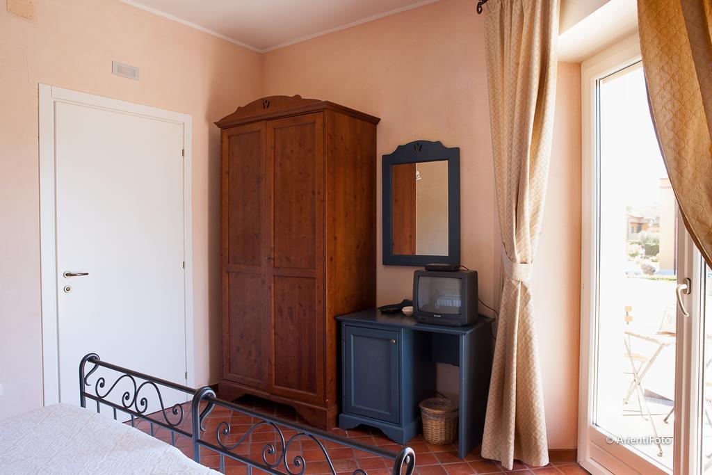 קפאלביו Albergo Del Lago חדר תמונה