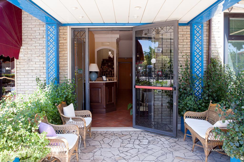 קפאלביו Albergo Del Lago מראה חיצוני תמונה