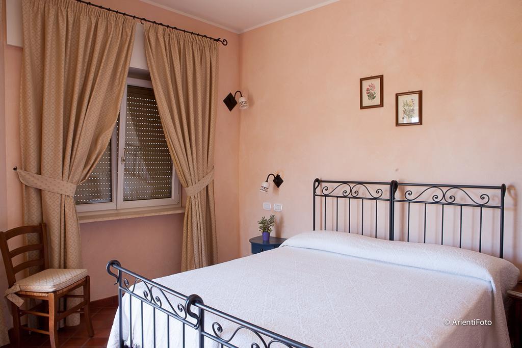 קפאלביו Albergo Del Lago חדר תמונה
