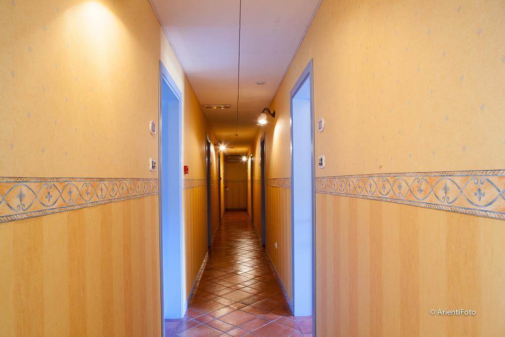קפאלביו Albergo Del Lago חדר תמונה