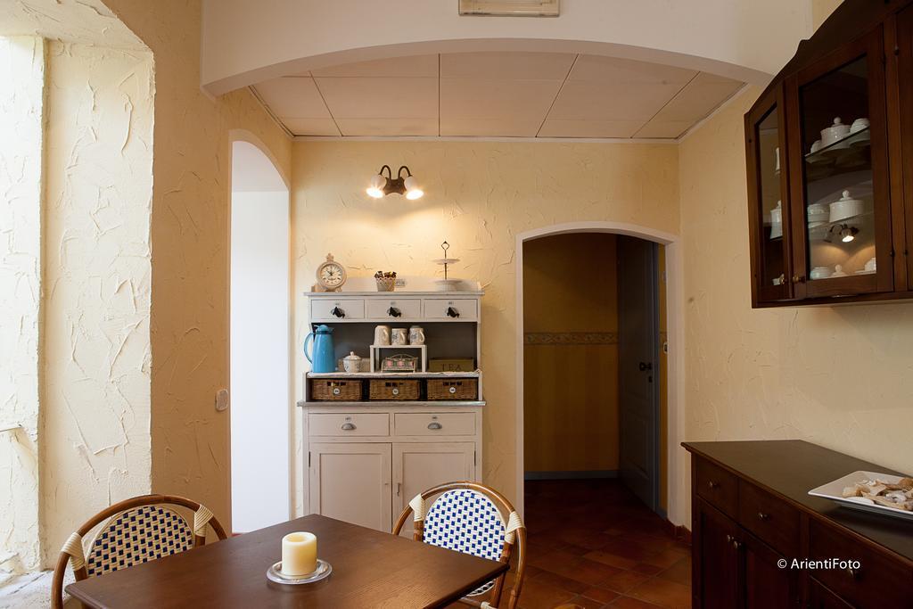 קפאלביו Albergo Del Lago מראה חיצוני תמונה